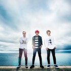 HOTSQUALLツアーにBUZZ THE BEARS、locofrank、Crystal Lakeら追加