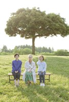 Hulu版第4話「ベンチにて」ビジュアル