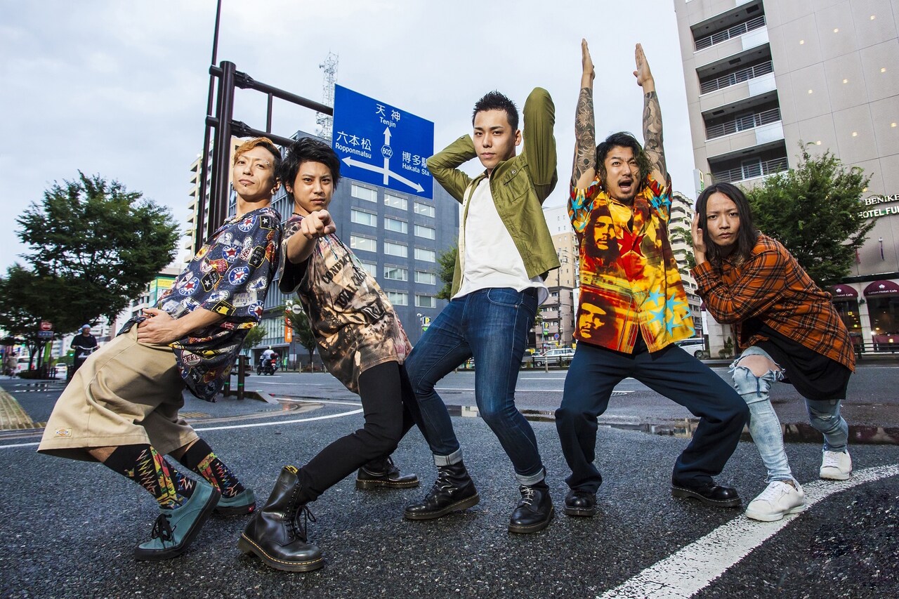 彼女 IN THE DISPLAY、新作から小嶋貴之監督の「アカネ」MV公開