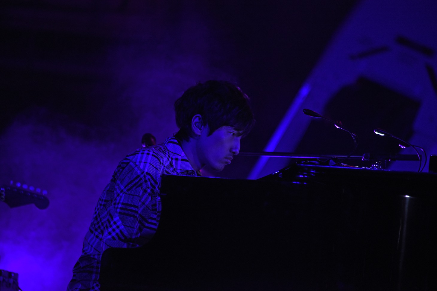 澤野弘之