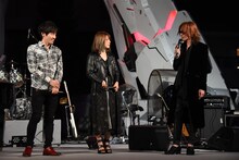 左から澤野弘之、Tielle、SUGIZO。