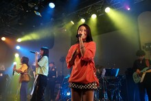 「J☆Dee'Z LIVE 2017 -Colorful J☆Dee’Z-」の様子。（提供：Sony Music Records）