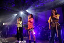 「J☆Dee'Z LIVE 2017 -Colorful J☆Dee’Z-」の様子。（提供：Sony Music Records）