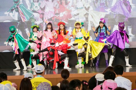 「子供祭り2017」で繰り広げられたヒーローショーの様子。(Photo by Aya Horiguchi)