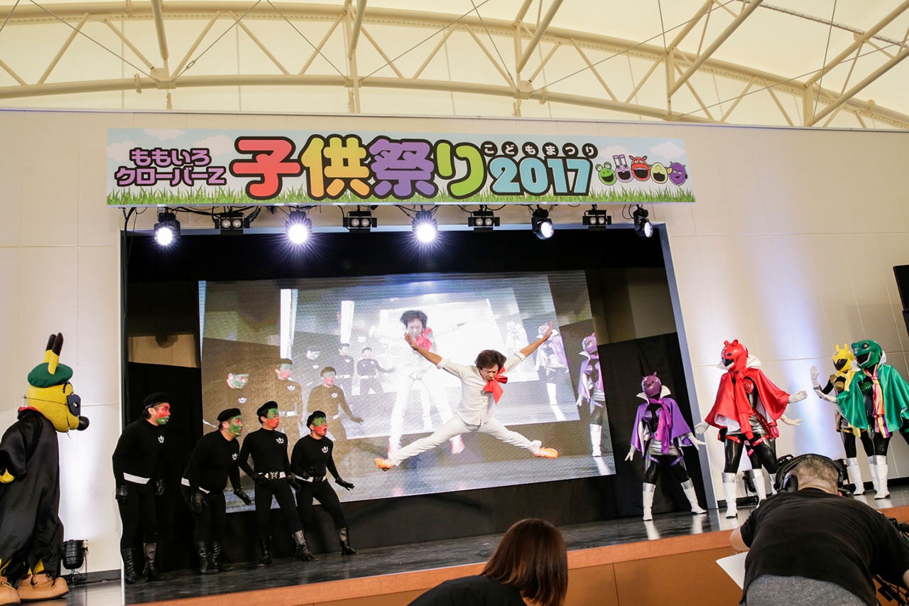 「子供祭り2017」で繰り広げられたヒーローショーの様子。（Photo by Aya Horiguchi）