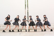 ときめき▽宣伝部「ときめき▽宣伝部～6th SEASON～DEADHEATでぶっちぎりぎりパラダイス!!ツアー」千葉・イオンモール幕張新都心公演の様子。（提供：スターダストプロモーション）