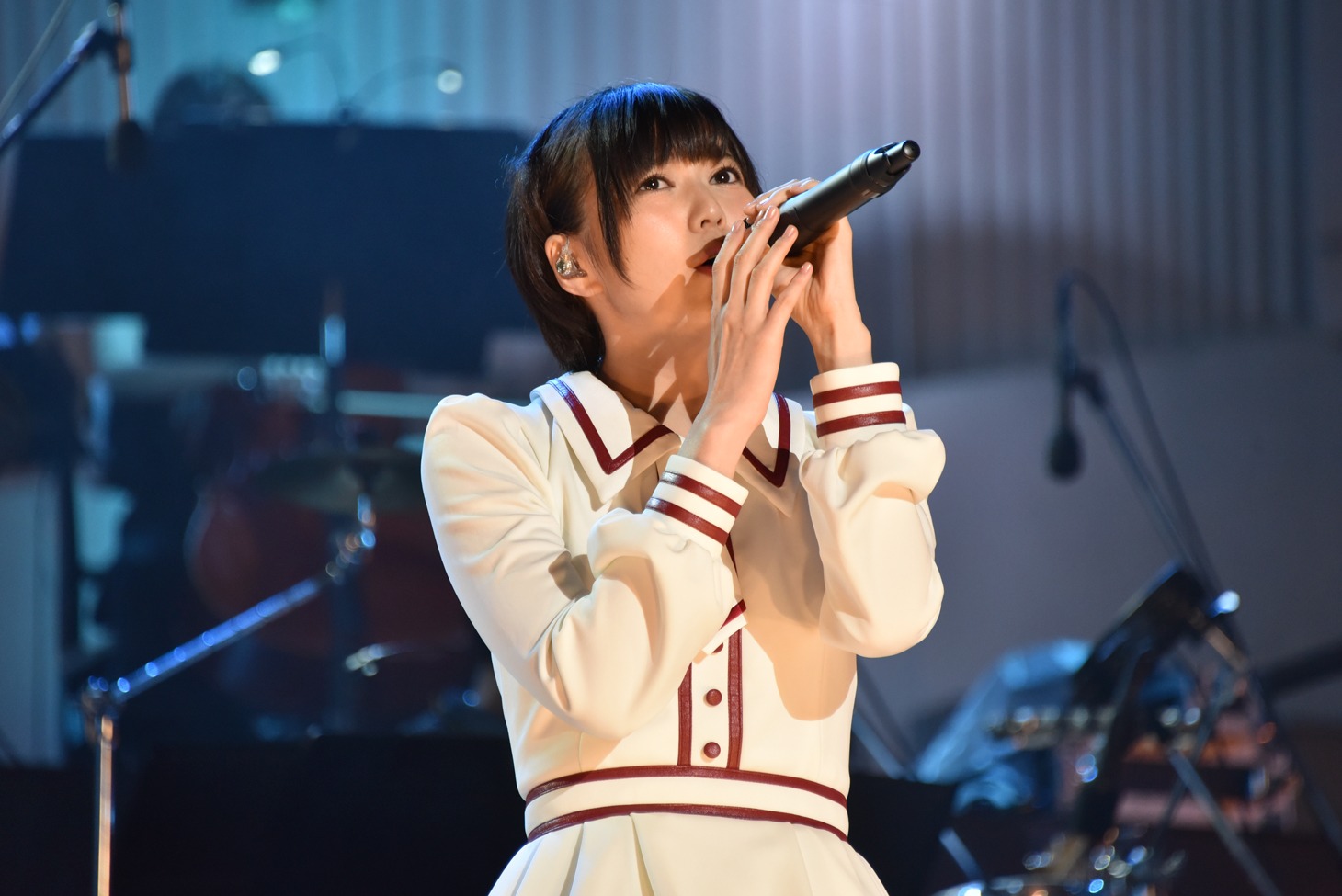 安本彩花