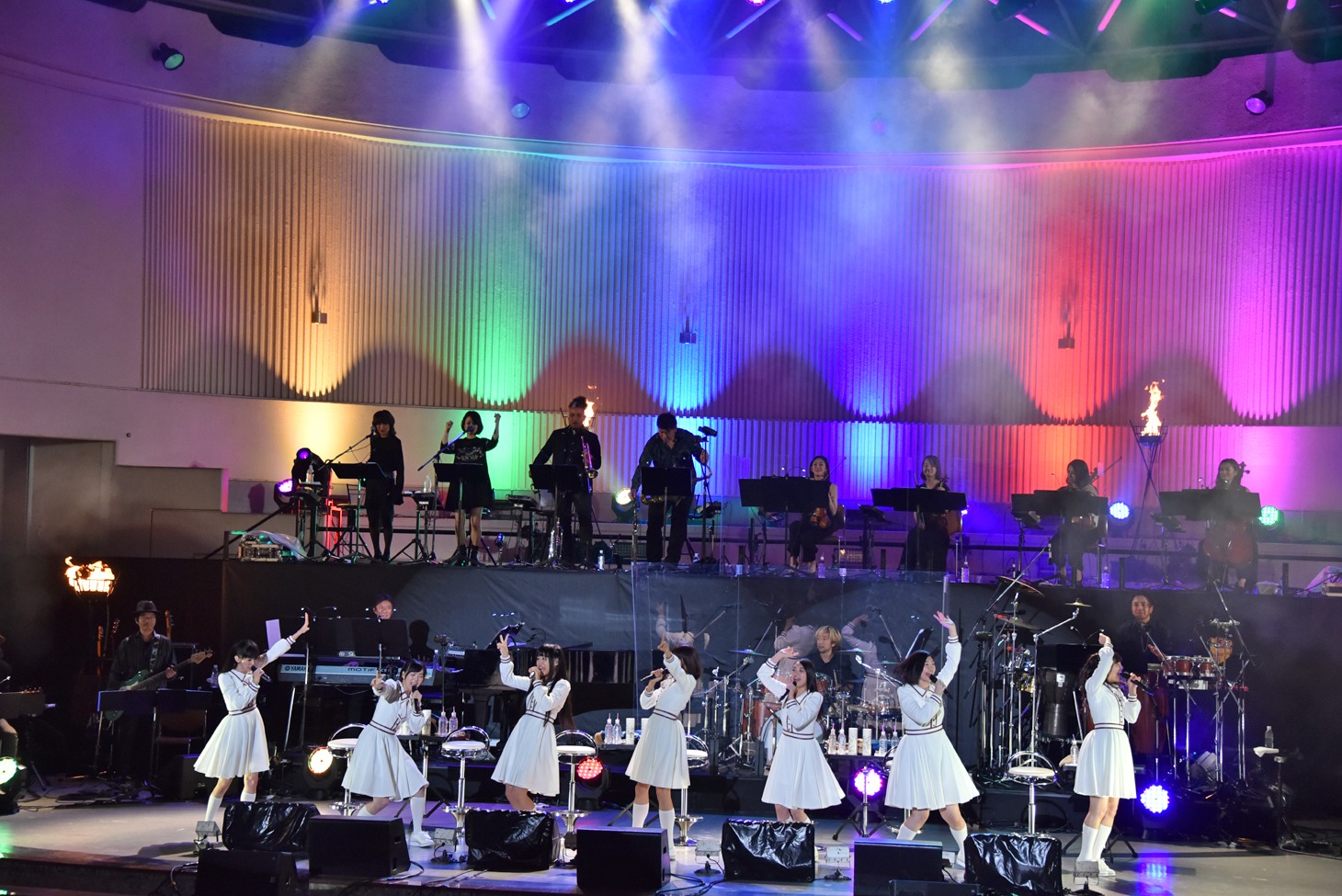 私立恵比寿中学「エビ中 秋風と鈴虫と音楽のしらべ 題して『ちゅうおん』2017」の様子。