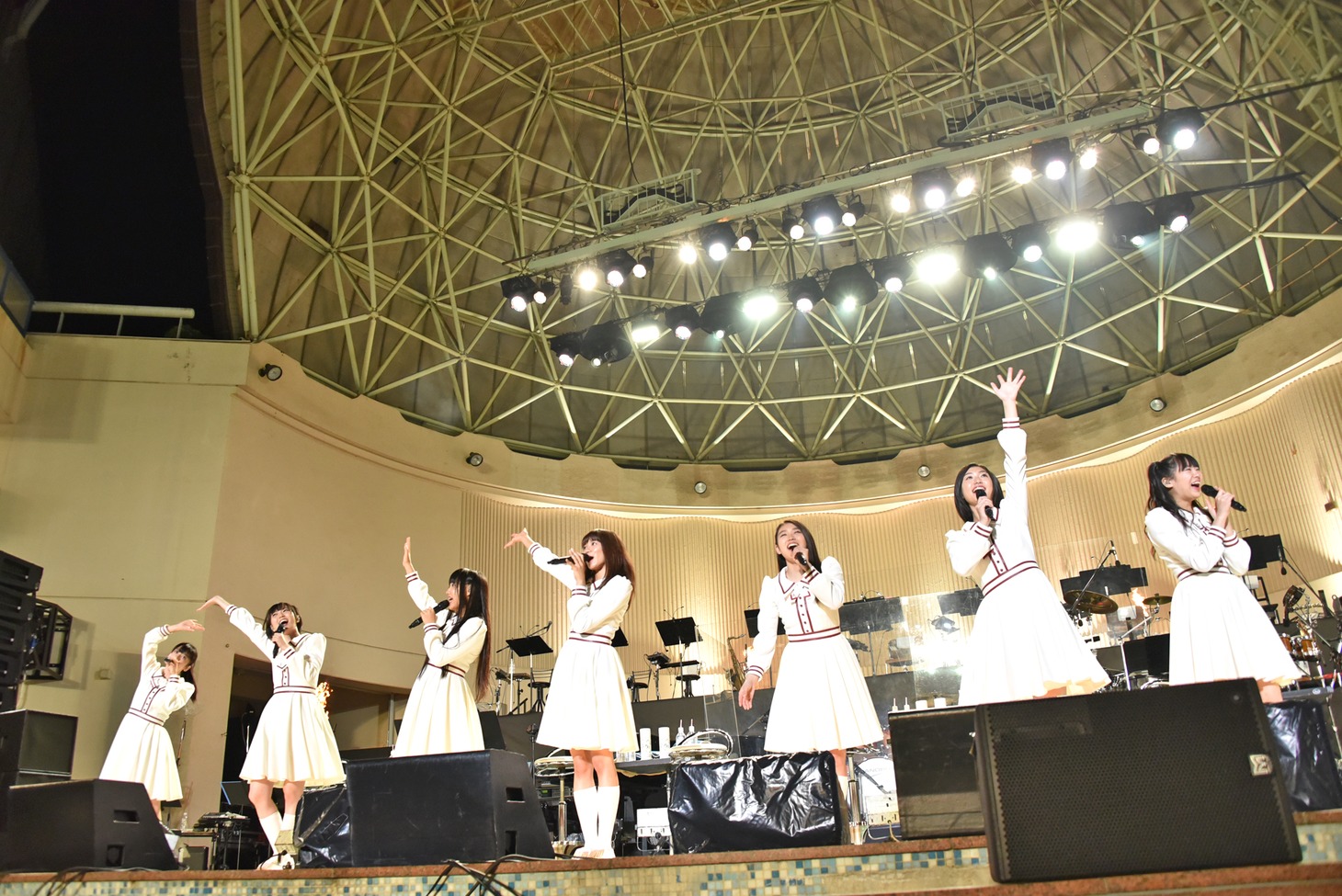 私立恵比寿中学「エビ中 秋風と鈴虫と音楽のしらべ 題して『ちゅうおん』2017」の様子。