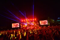 BUCK-TICK「BUCK-TICK 2017 "THE PARADE"～30th anniversary～ FLY SIDE」の様子。（撮影：田中聖太郎）