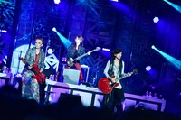 「BUCK-TICK 2017 "THE PARADE"～30th anniversary～ HIGH SIDE」の様子。（撮影：田中聖太郎）