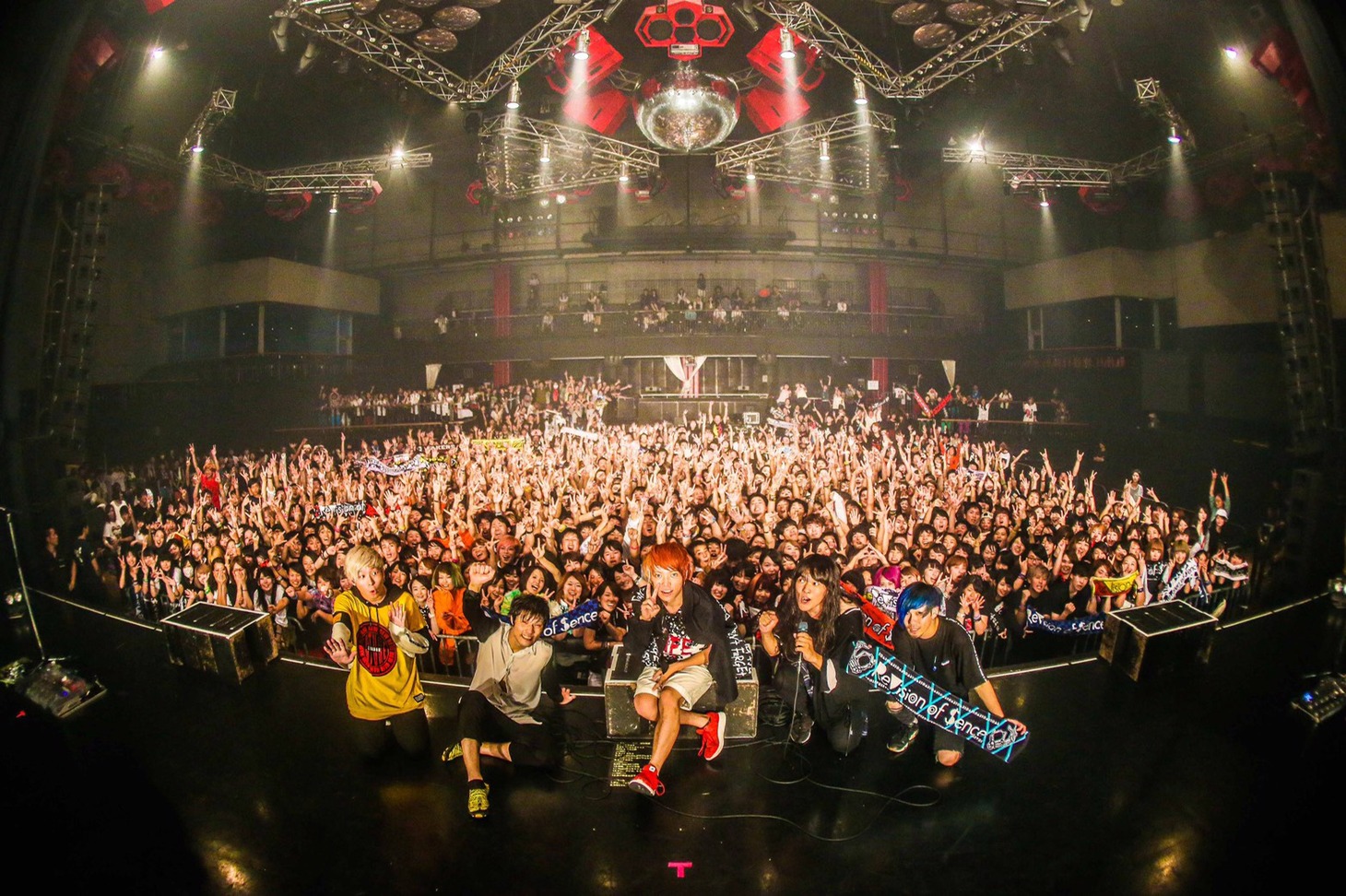 本日9月25日に東京・新木場STUDIO COASTにて行われた「大洗脳会」の様子。（撮影：タマイシンゴ）