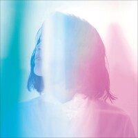 H△G「イタズラなKiss と ラブソング。」通常盤のジャケット表面。