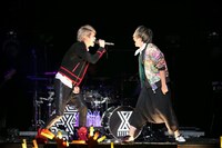 左からkradness、un:c。（撮影：堀卓朗、今田和也）