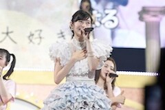 SKE48「SKE48大矢真那卒業コンサート in 日本ガイシホール ～みんなみんなありがとう！～」の様子。（写真提供：エイベックス）