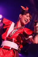 秋本帆華（Photo by HIROKAZU）