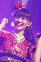 秋本帆華（Photo by HIROKAZU）