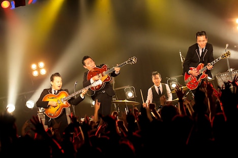 THE NEATBEATS（撮影：柴田恵理）