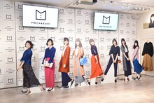 欅坂46メンバーのパネル。