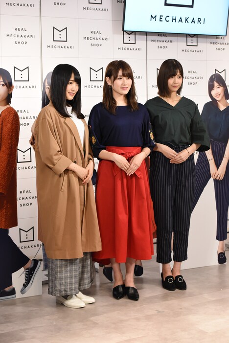 左から菅井友香、守屋茜、渡邉理佐。