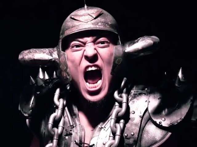 冠徹弥（THE冠）