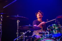 KOZO（Dr）（撮影：星野健太）