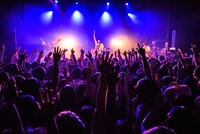 「Wienners BEST NEW RETAKES TOUR 2017」東京・WWW Xの様子。（撮影：星野健太）