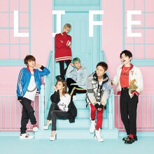 AAA「LIFE」ファンクラブ限定盤ジャケット