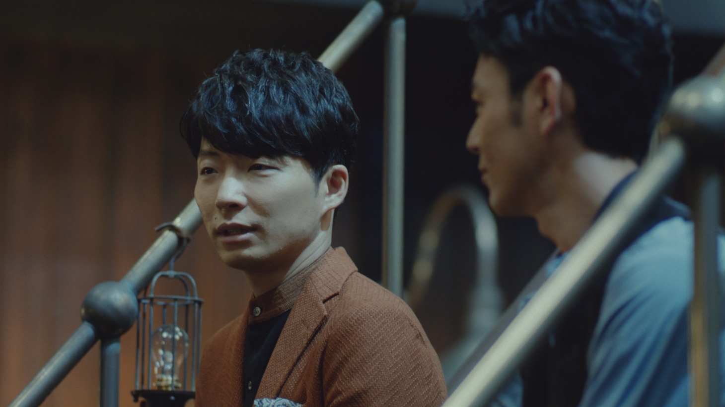 大人について語る星野源と妻夫木聡。