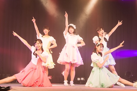 神宿「神が宿る場所~HARAJUKU DREAM~」東京・ラフォーレ原宿公演の様子。