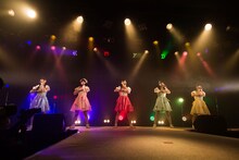 神宿「神が宿る場所～HARAJUKU DREAM～」東京・ラフォーレ原宿公演の様子。