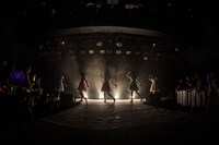 神宿「神が宿る場所～HARAJUKU DREAM～」東京・ラフォーレ原宿公演の様子。