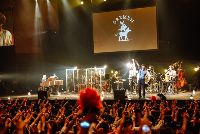 人気画像1位は「SEKAI NO OWARIが全国に思い届けた『ブレーメン』ライブ、横浜で終幕」より、SEKAI NO OWARI。（撮影：上山陽介）