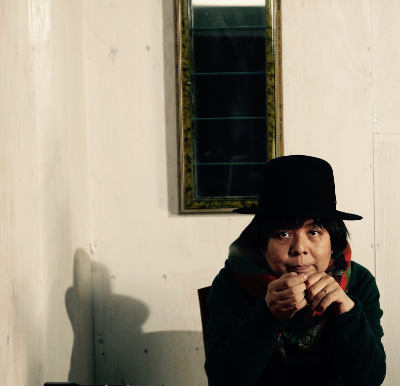 KERA、思い出深い新宿JAMで「弾いてもらい語りライブ」