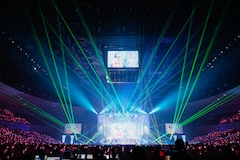 田村ゆかり2年3カ月ぶりライブ 王国民はピンクの海でデビュー周年を祝福 ライブレポート 写真15枚 音楽ナタリー 田村ゆかり2年3カ月ぶりライブ 王国民はピンクの海でデビュー周年を祝福 ライブレポート 写真15枚 音楽ナタリー