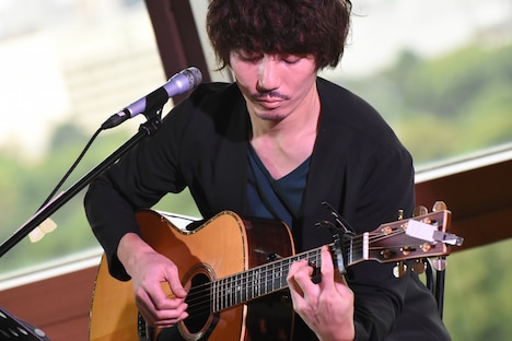 KOUSUKE MASAKI（G, Composer）（写真提供：TOKYO FM）