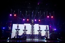 超特急の日本武道館公演の様子。