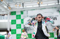 力の限りに叫ぶユースケ。（撮影：米山三郎[SignaL]）