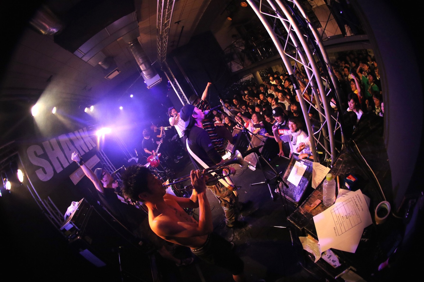 スーパーがんばるズ（Photo by cwet）