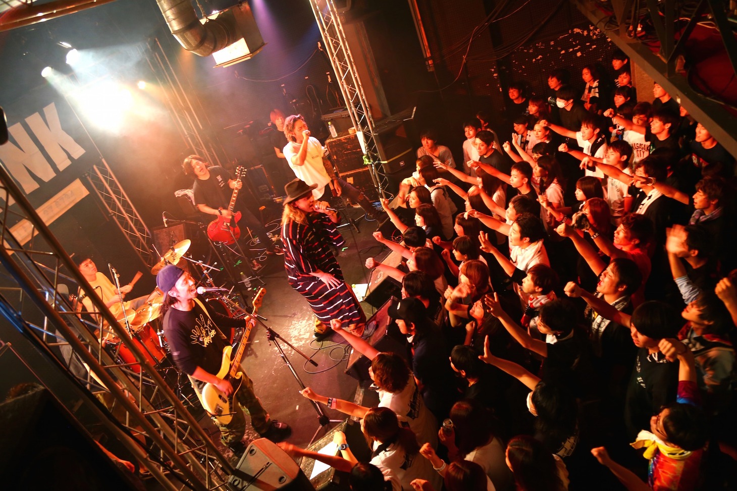 スーパーがんばるズ（Photo by cwet）