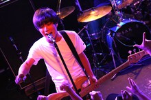 庵原将平（Vo, B / SHANK）（Photo by cwet）
