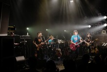 9月14日の東京・TSUTAYA O-WEST公演でのJIGGER'S SON。（撮影：冨田泰東）