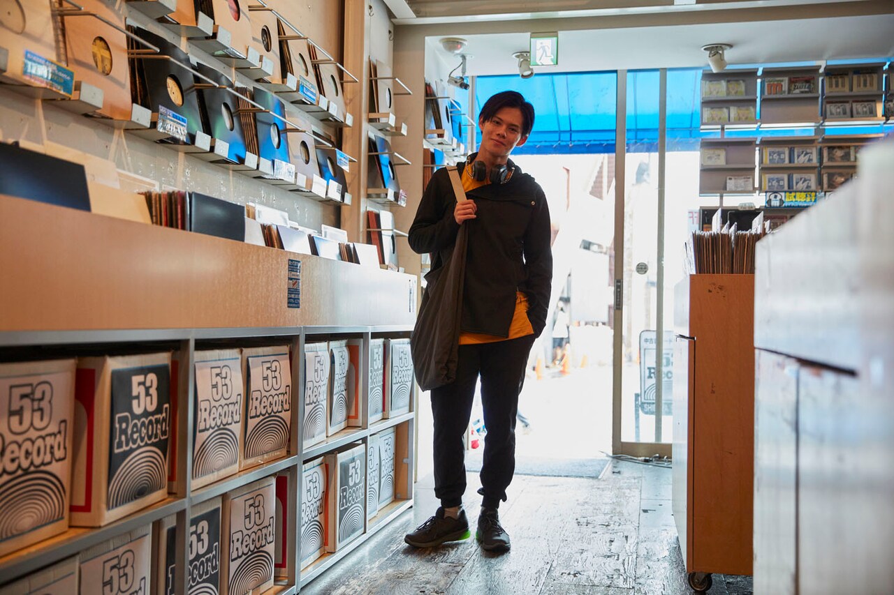 超特急カイが土屋太鳳の相手役に、アシックスのショートムービー公開