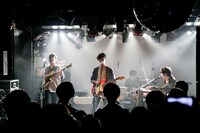 Calmine（撮影：石崎祥子）