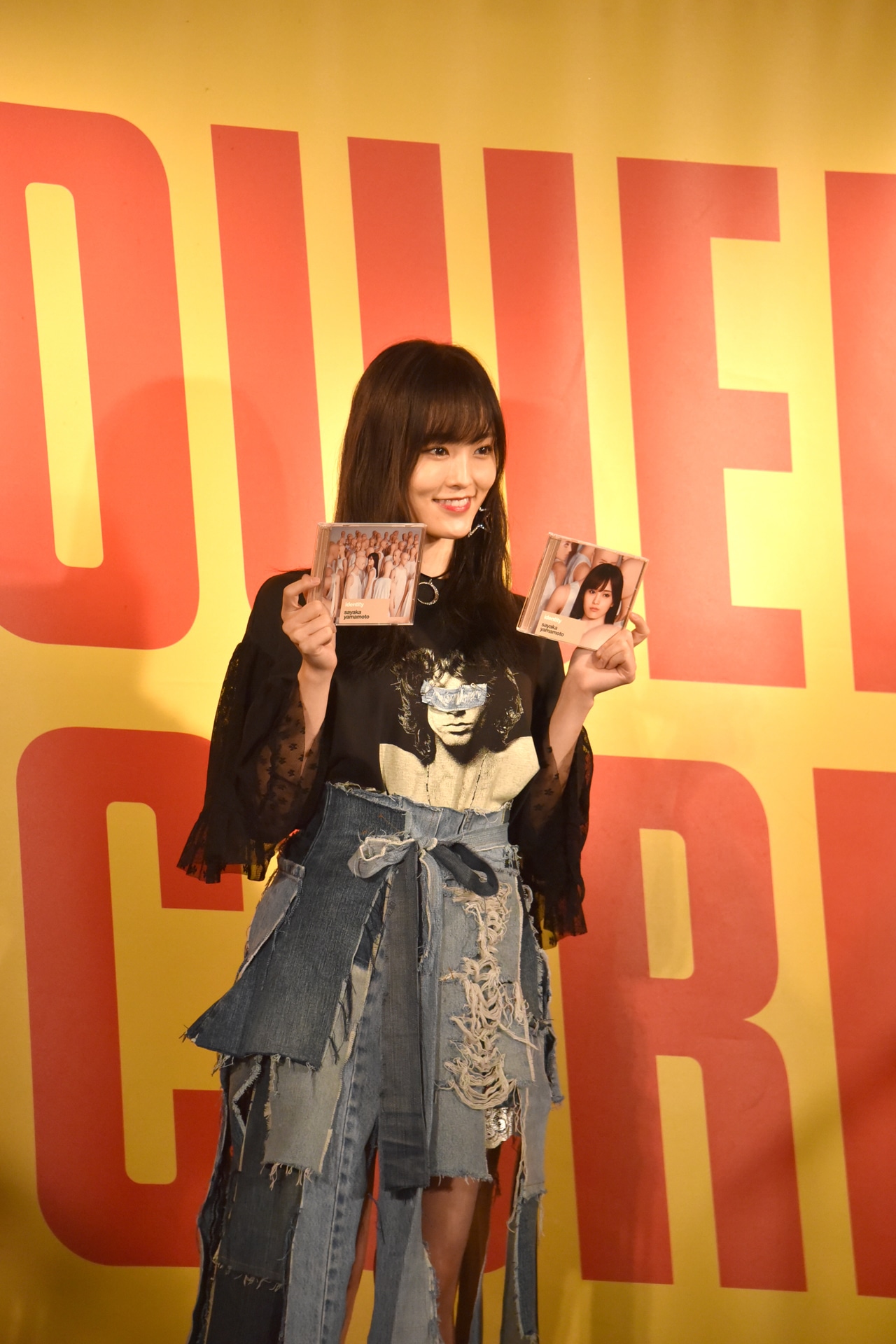 山本彩