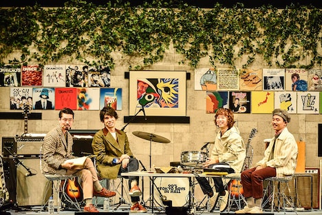 「オカモトーーークIN中野サンプラザ」の様子。