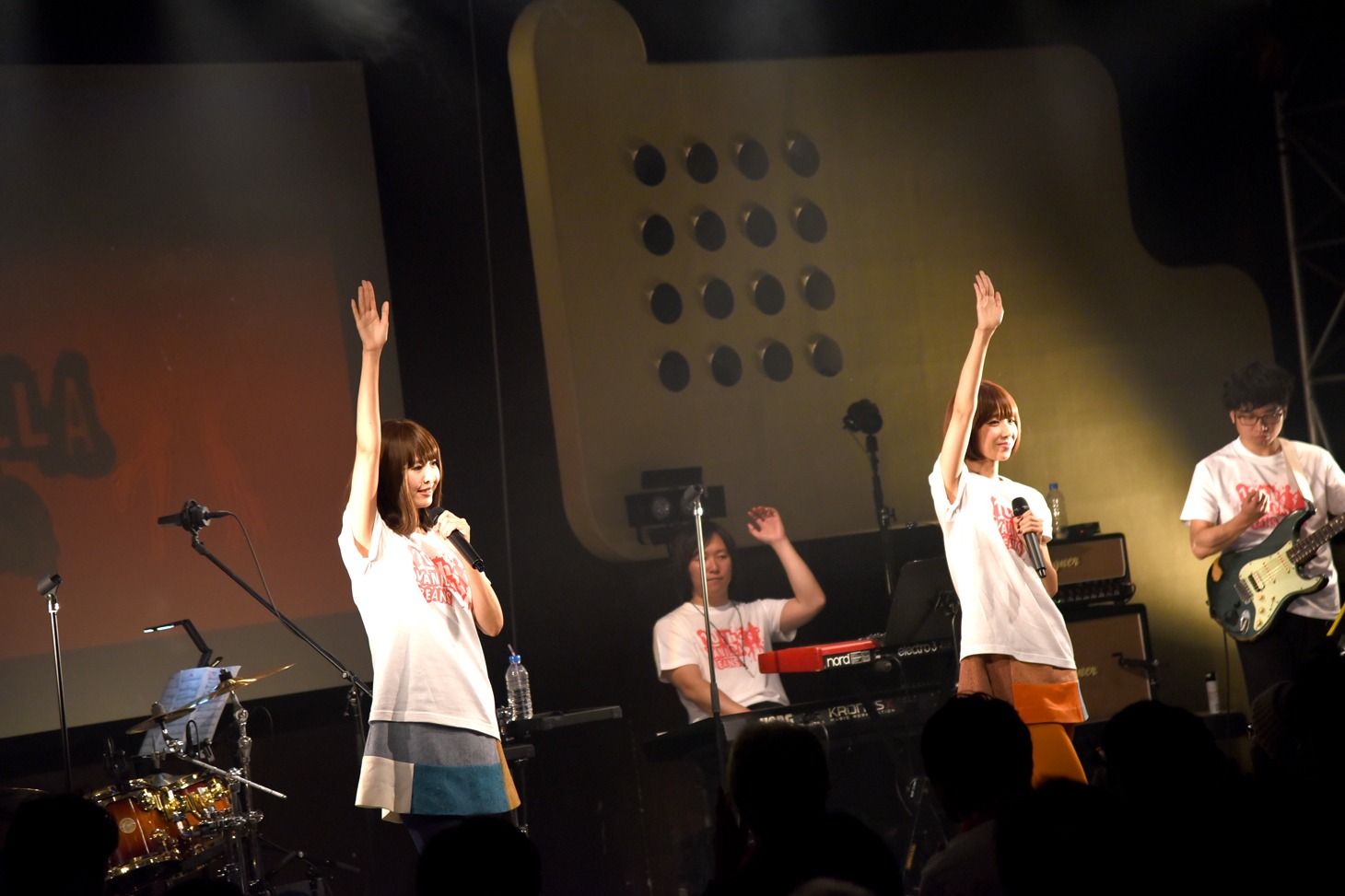 「バニラビーンズ ～10th Anniversary Live～」の様子。