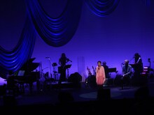 「クミコ・ザ・ベストコンサート 1982-2017」の様子。（撮影：中嶌英雄）