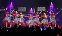 Juice=Juice「Juice=Juice LIVE AROUND 2017 ～World Tour→J=J Day Special～」東京・Zepp DiverCity TOKYO公演の様子。（提供：アップフロント）