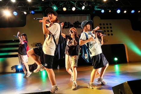 lyrical school（撮影：笹森健一）